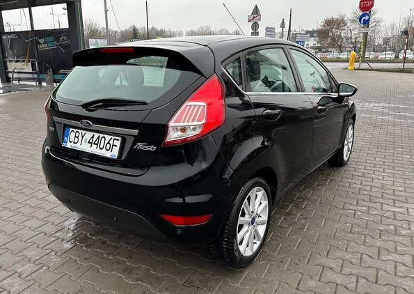 Ford Fiesta cena 39200 przebieg: 88500, rok produkcji 2016 z Bydgoszcz małe 79